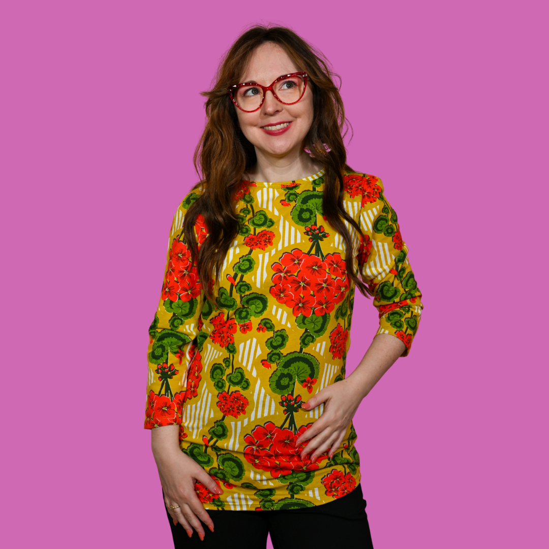 Modflower Wallpaper 3/4 Sleeve Tee in Sunshine