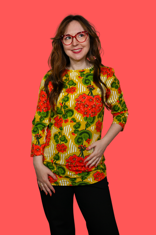 Modflower Wallpaper 3/4 Sleeve Tee in Sunshine