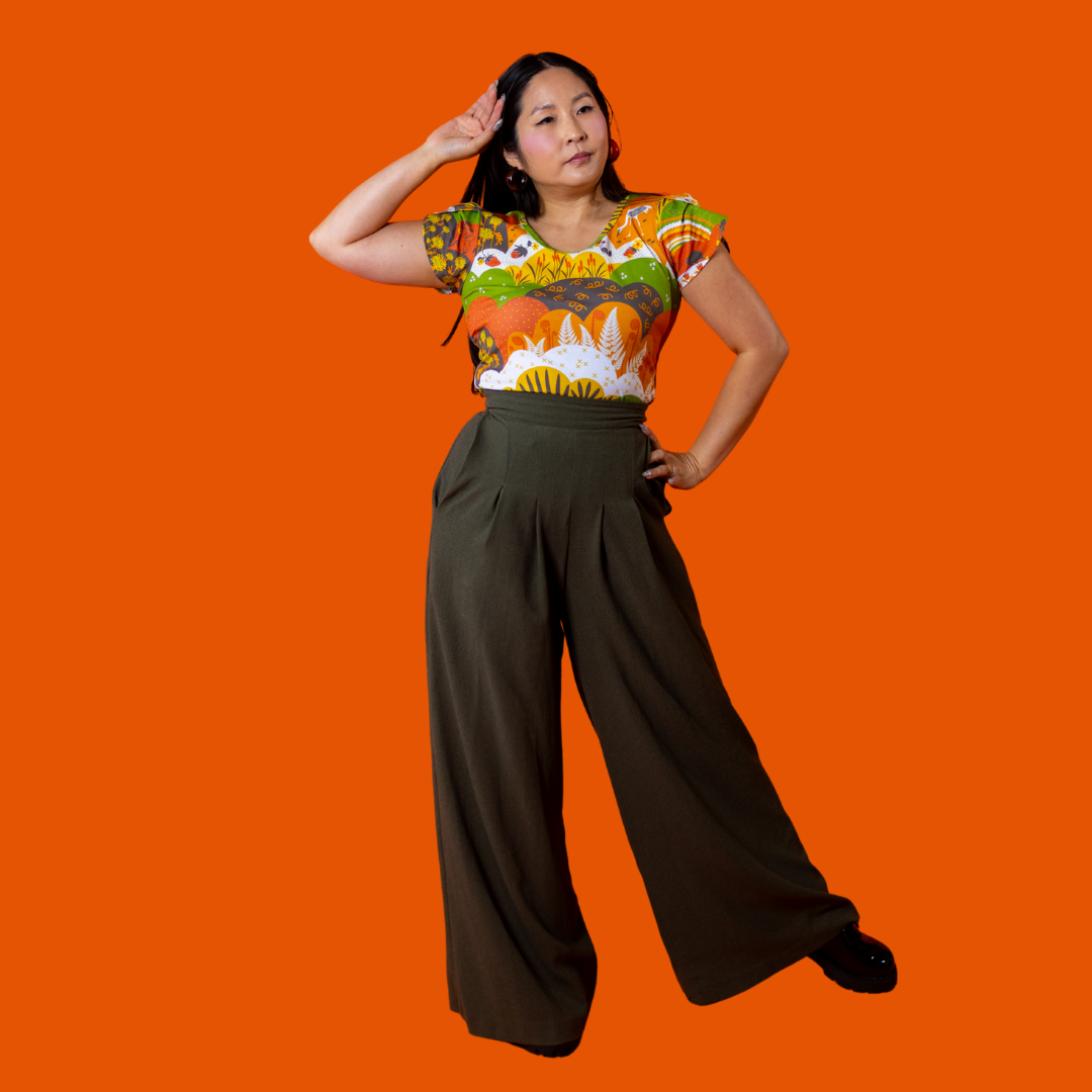 Earth-Toned Meadow Print Tulip Sleeve