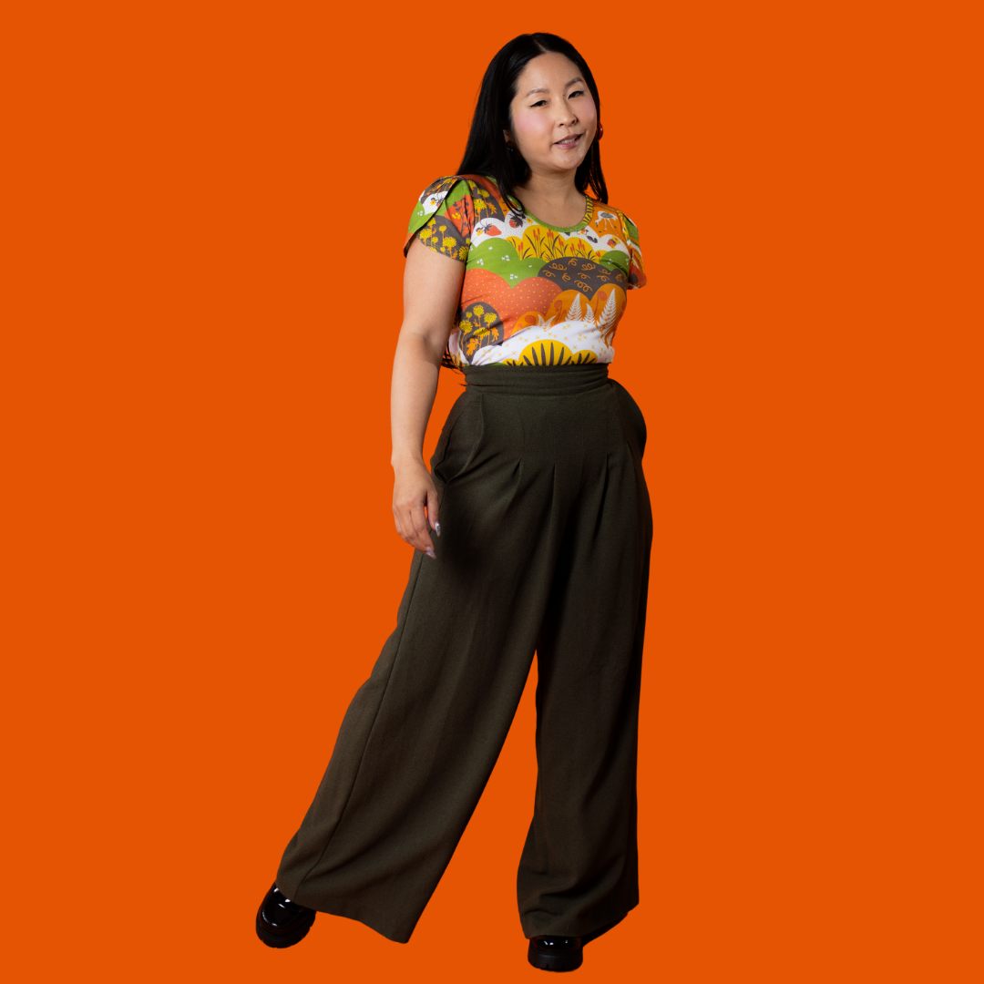 Earth-Toned Meadow Print Tulip Sleeve