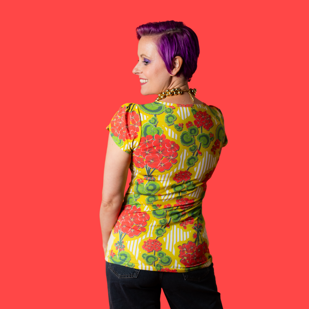 Modflower Wallpaper Tulip Sleeve in Sunshine