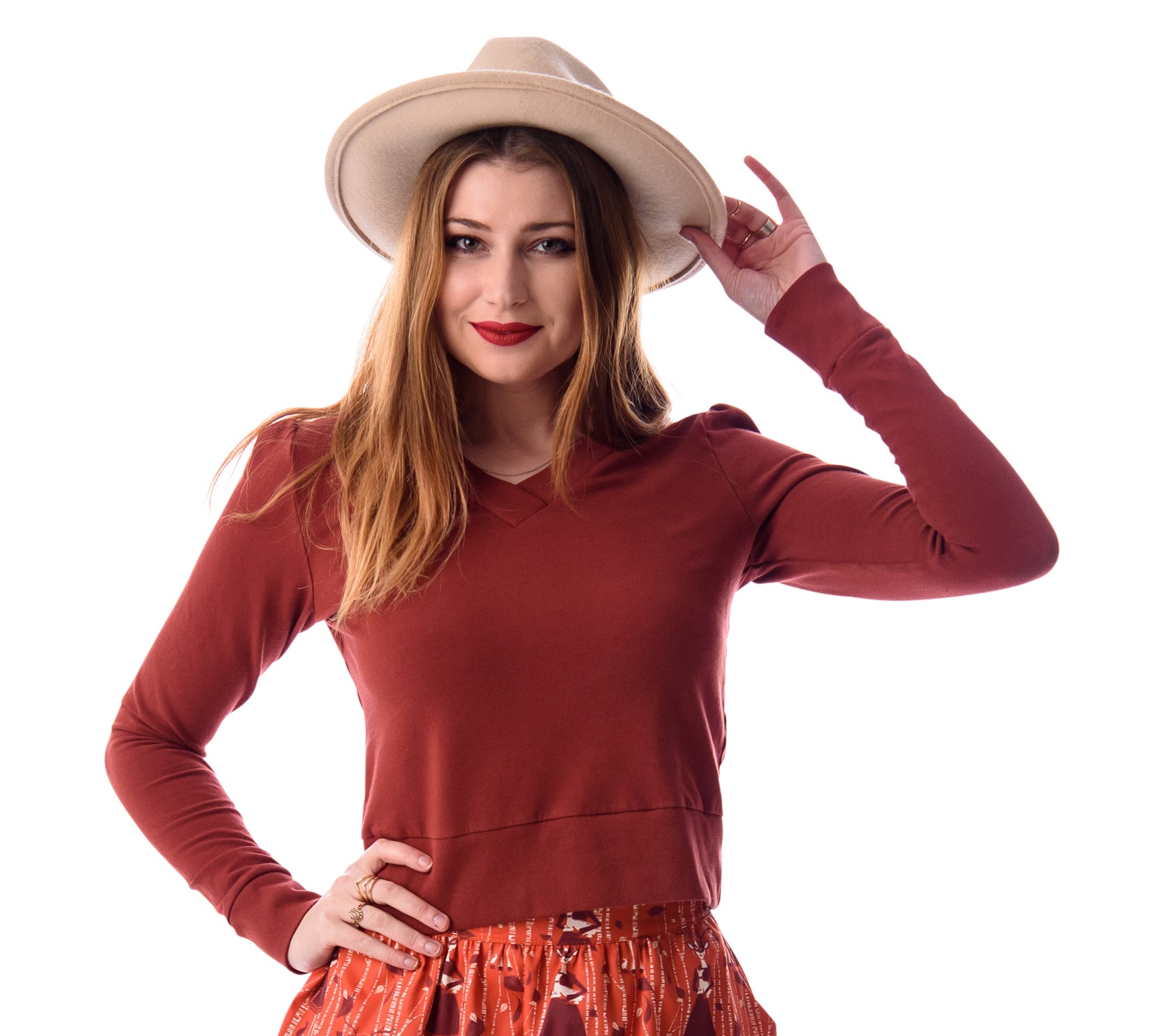 Cropped v-neck French terry top in rust brown with rib trim