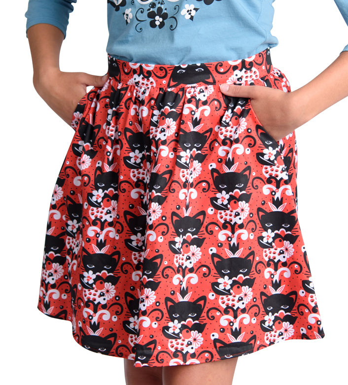 Red white black gathered short skirt with black cat and flower print 