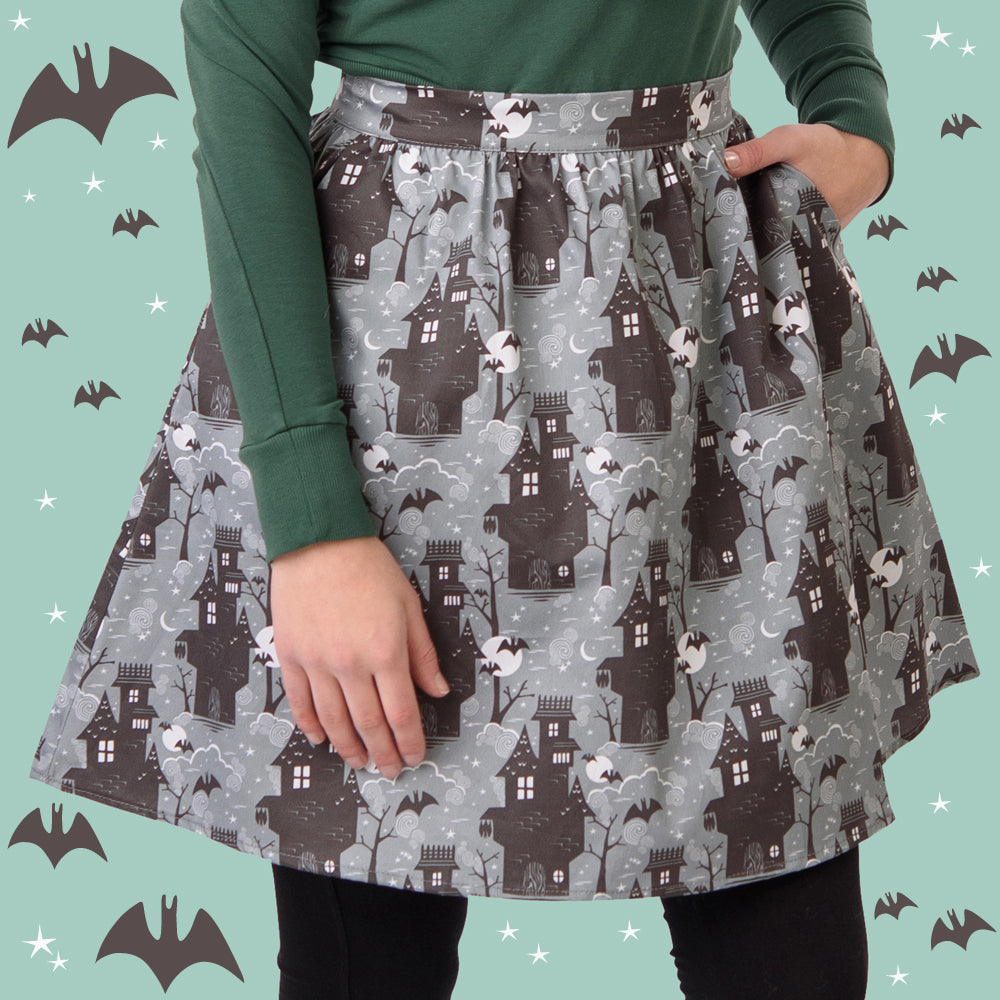 Grey ruched haunted house print short skirt